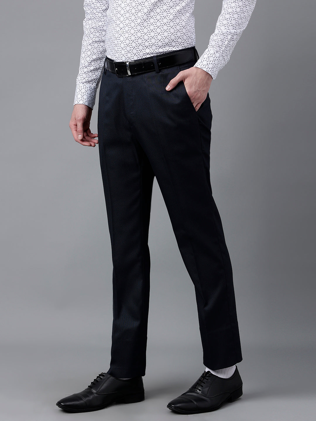 Men Navy Standard Fit Mid Rise Solid Formal Trouser