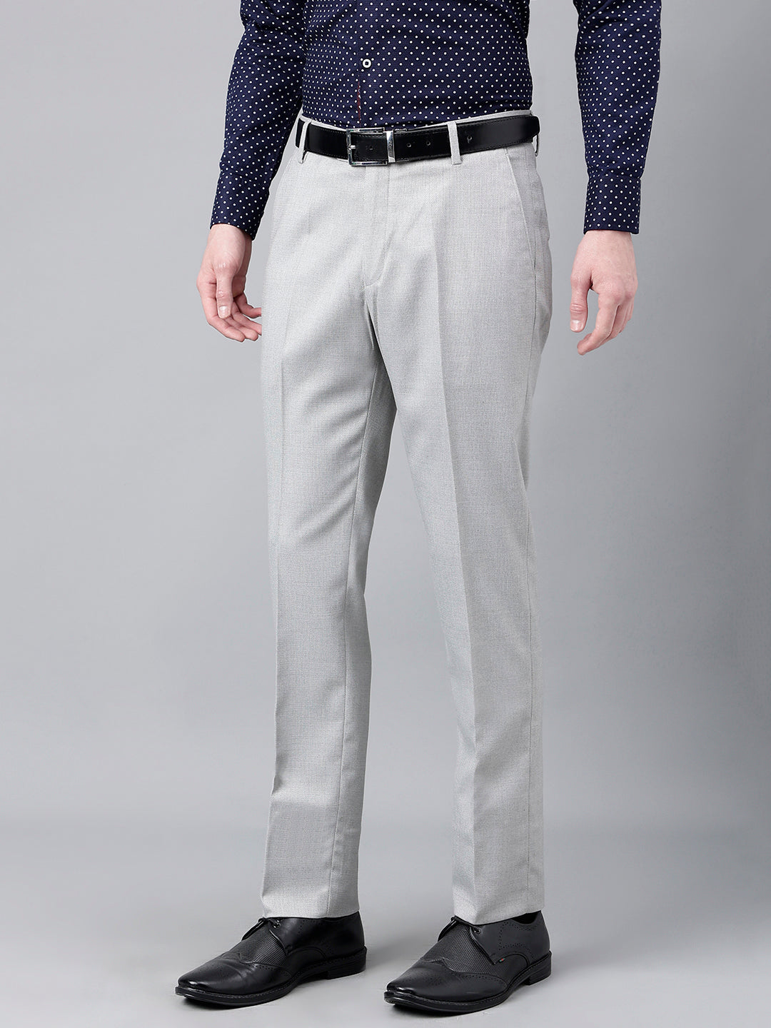 Men Light Grey Standard Fit Mid Rise Solid Formal Trouser