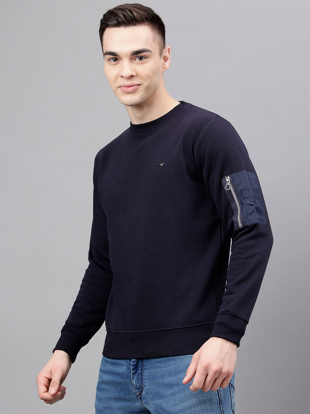 Men Navy Standard Fit Solid Sweat Shirt