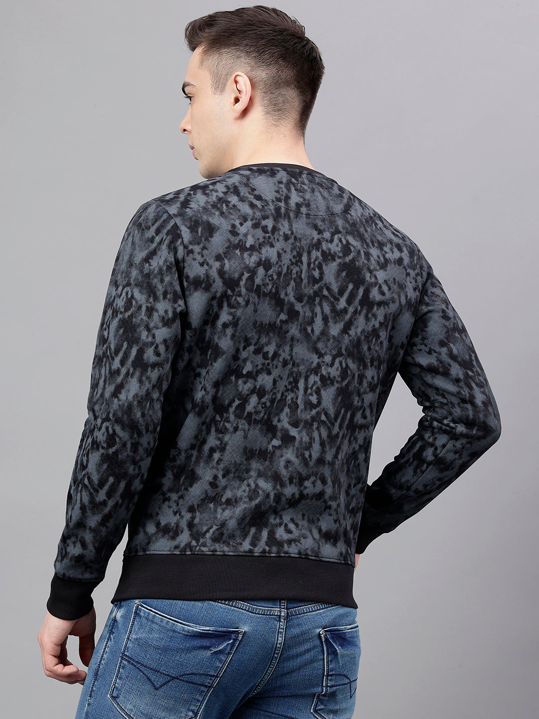 Men Black Standard Fit Printed Sweat Shirt