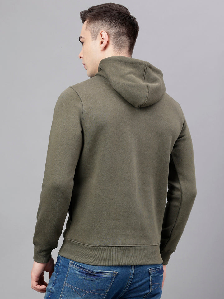 Men Olive Standard Fit Printed Sweat Shirt