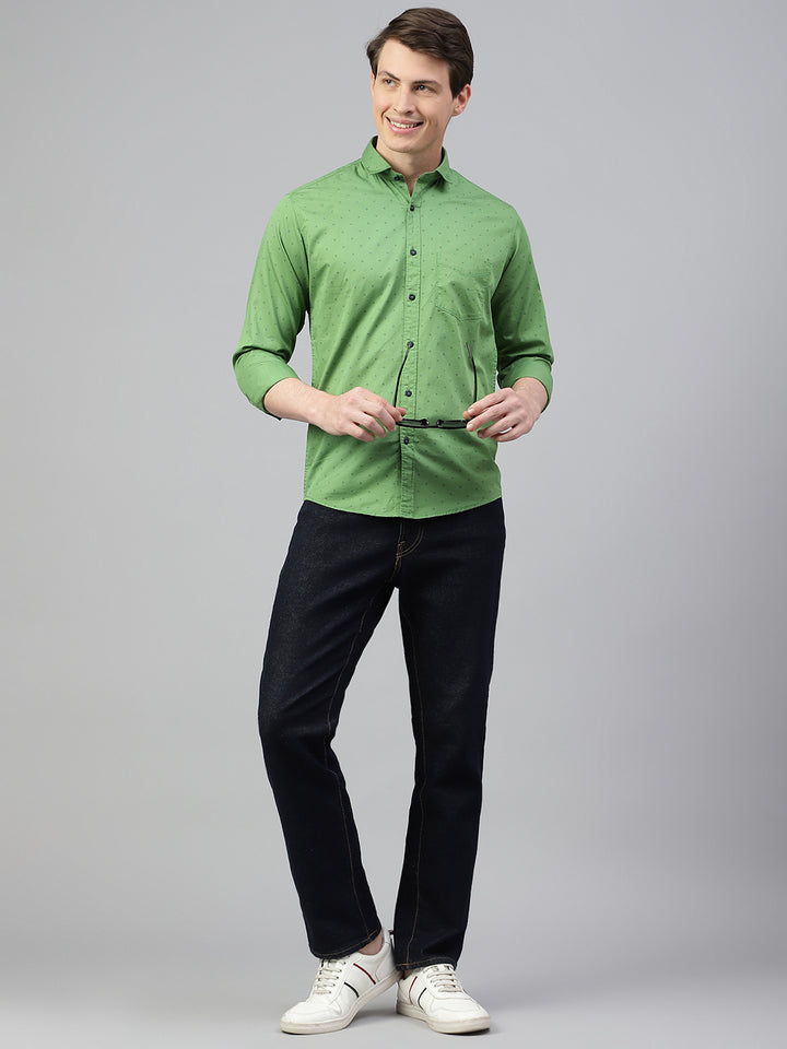 Men Green Regular Fit Print Spread Collar Casual Shirt