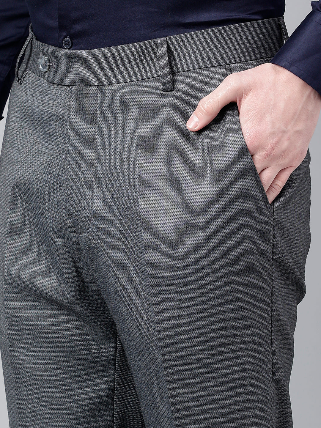 Men Dark Grey Standard Fit Mid Rise Solid Formal Trouser