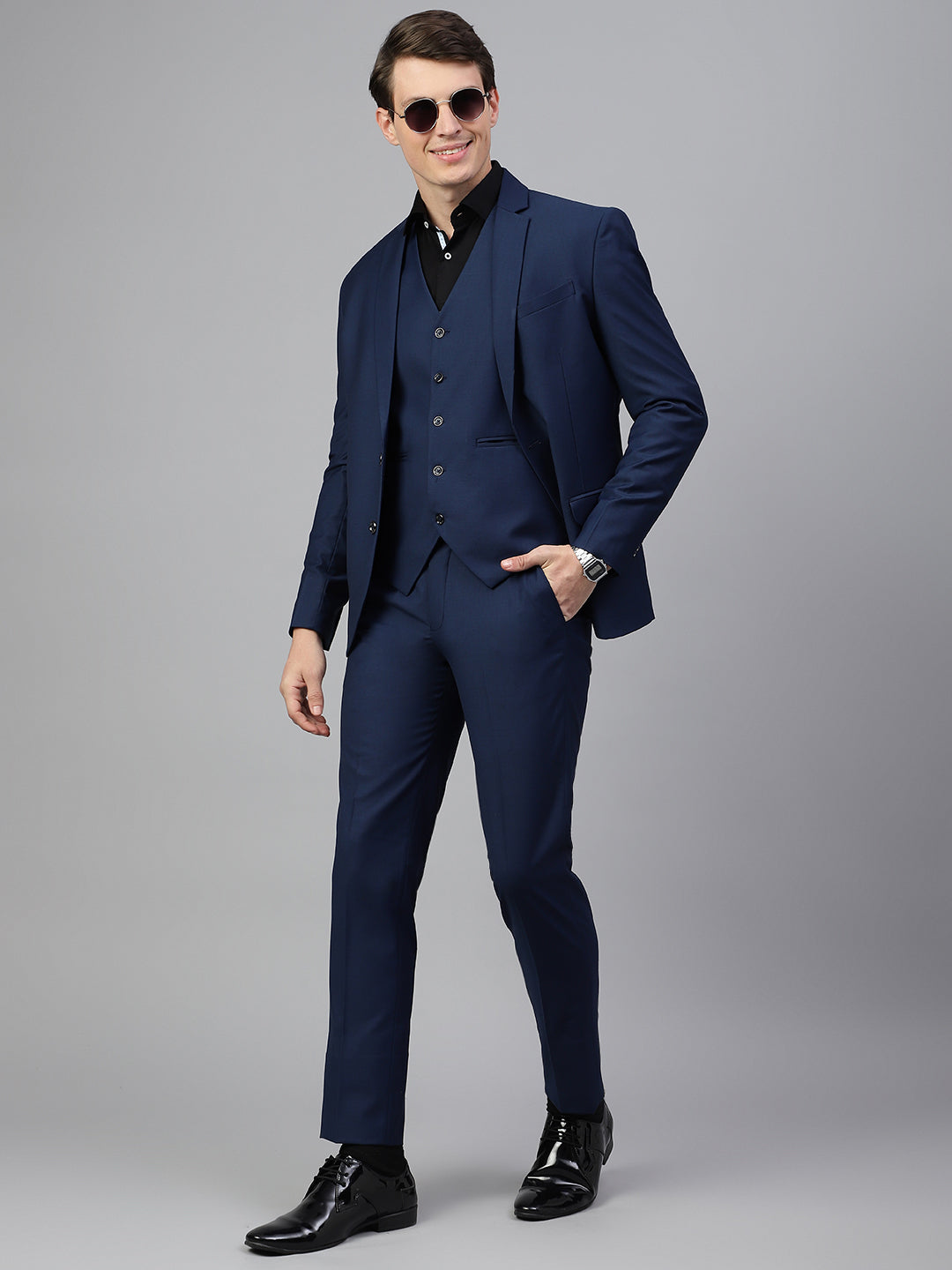 Men Blue Regular Fit Solid Notched Lapel Formal 3 Piece Suit