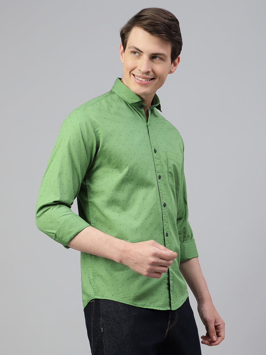 Men Green Regular Fit Print Spread Collar Casual Shirt