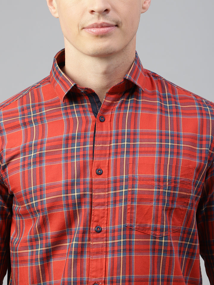 Men Rust Regular Fit Checkered Spread Collar Casual Shirt