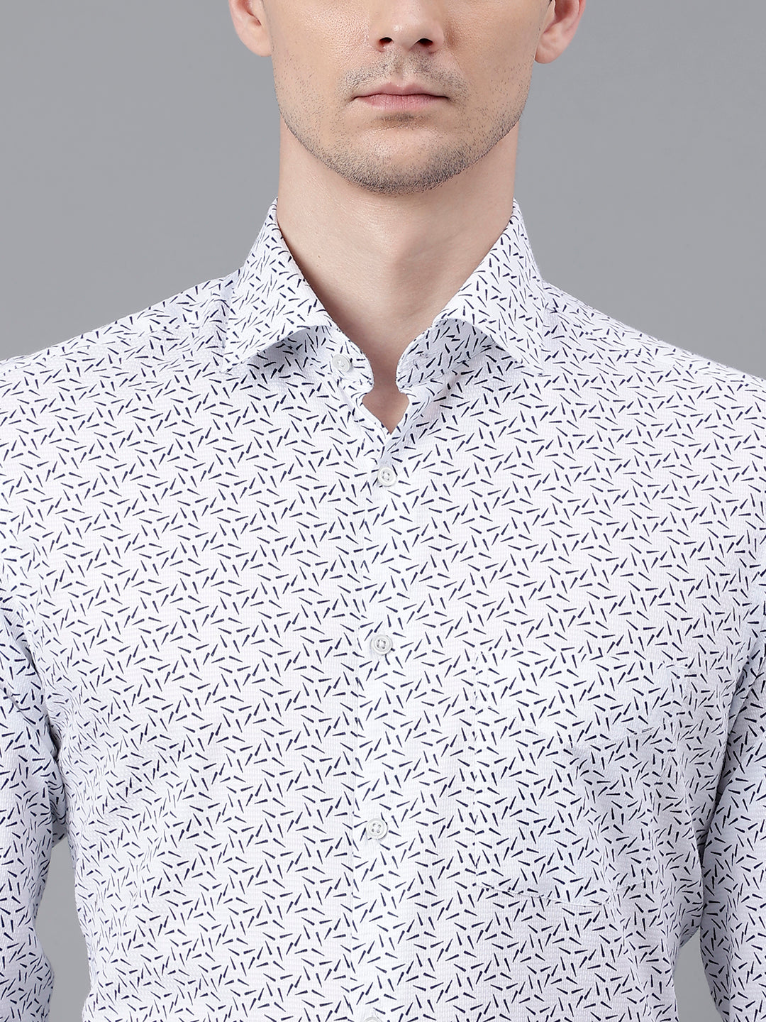 Men White Standard Fit Printed Club Wear Shirt