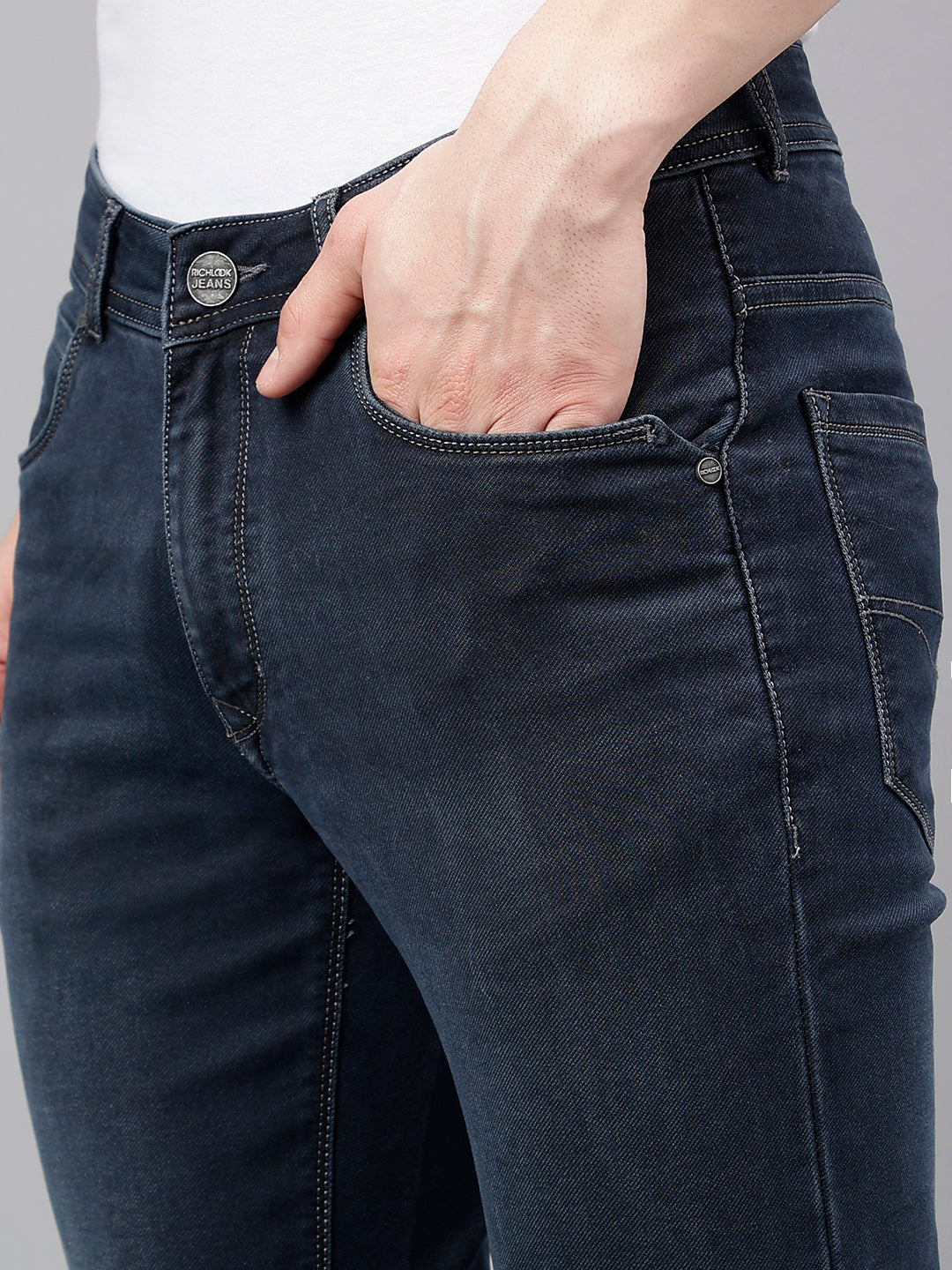 Men Indigo Slim Fit Washed Mid Rise Stretchable Jeans