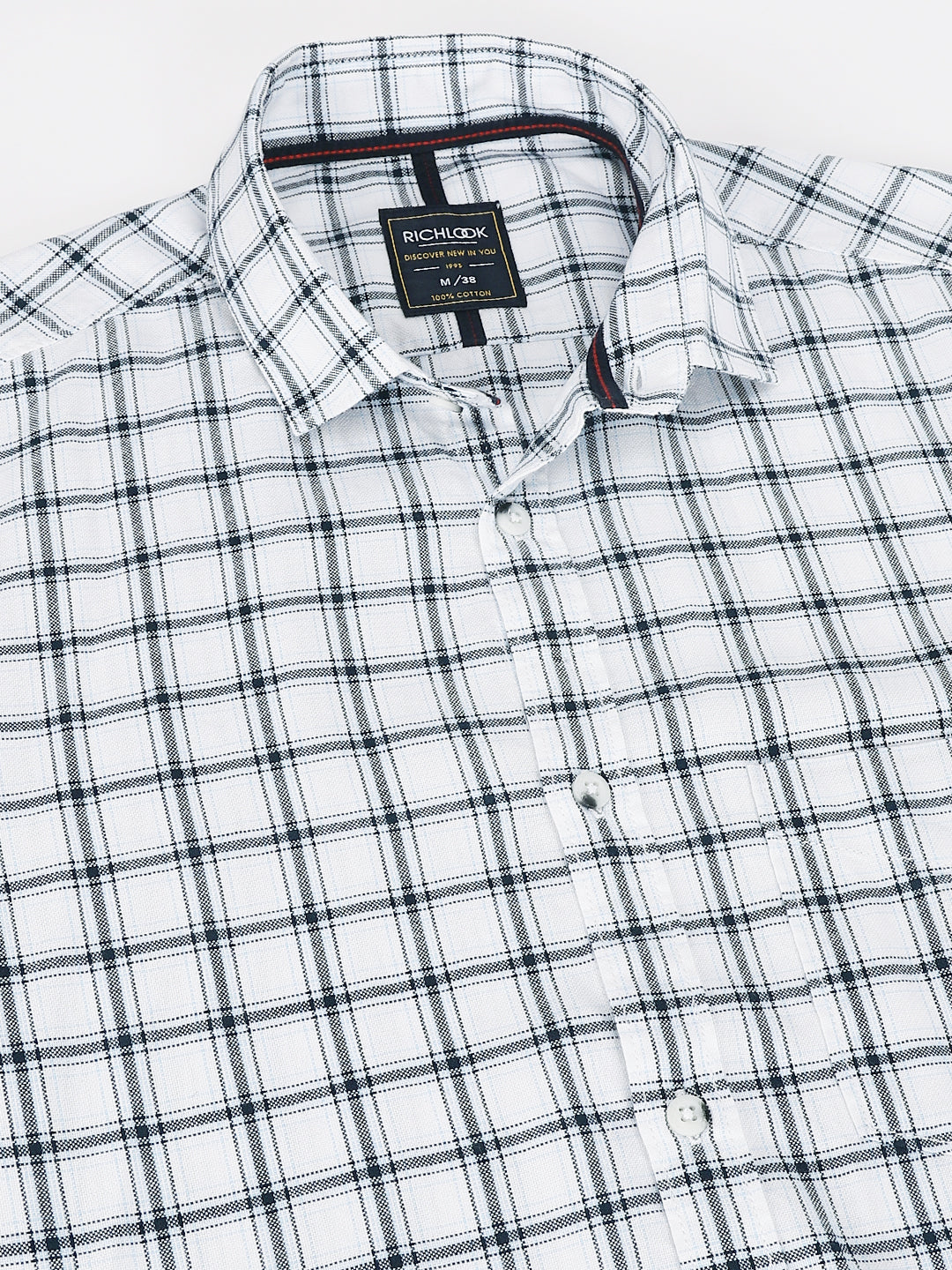 Men White Standard Fit Checkered Casual Shirt