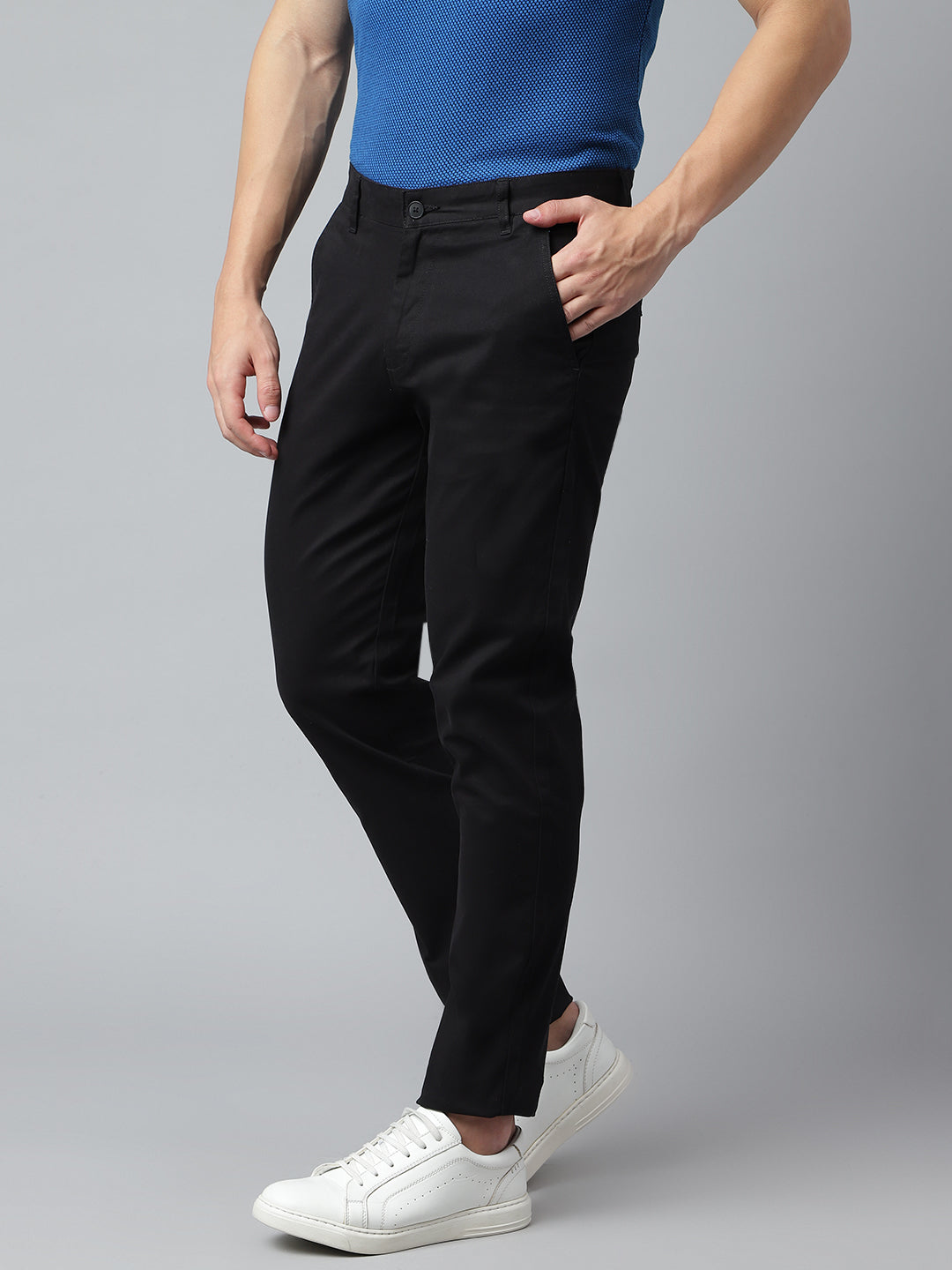 Men Black Slim Fit Mid Rise Solid Casual Trouser