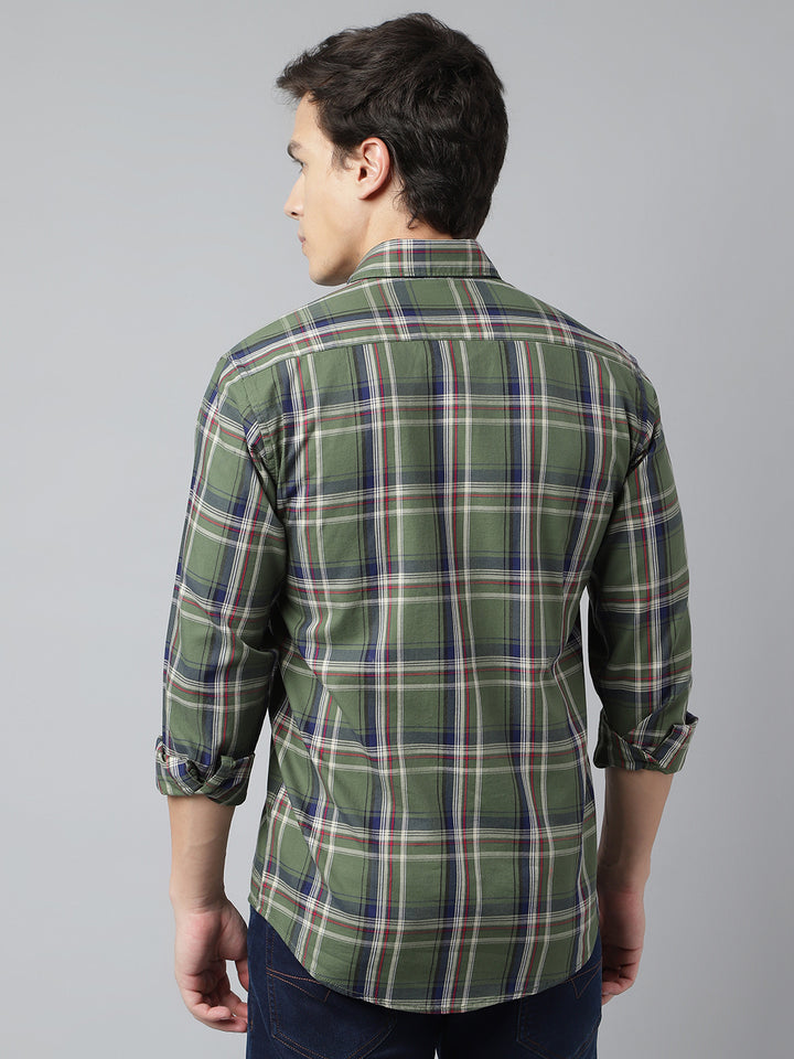 Men Green Standard Fit Checkered Casual Shirt