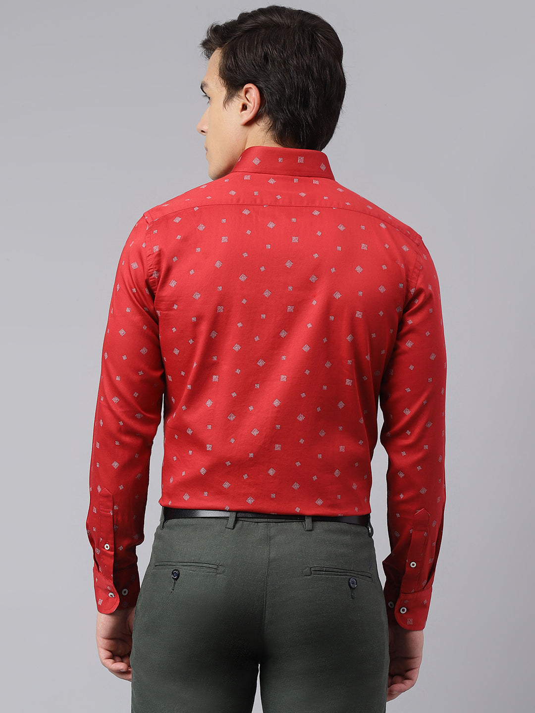 Men Red Standard Fit Printed Club Wear Shirt