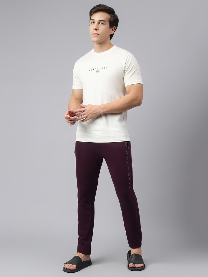 Men Wine Slim Fit Mid Rise Solid Lower