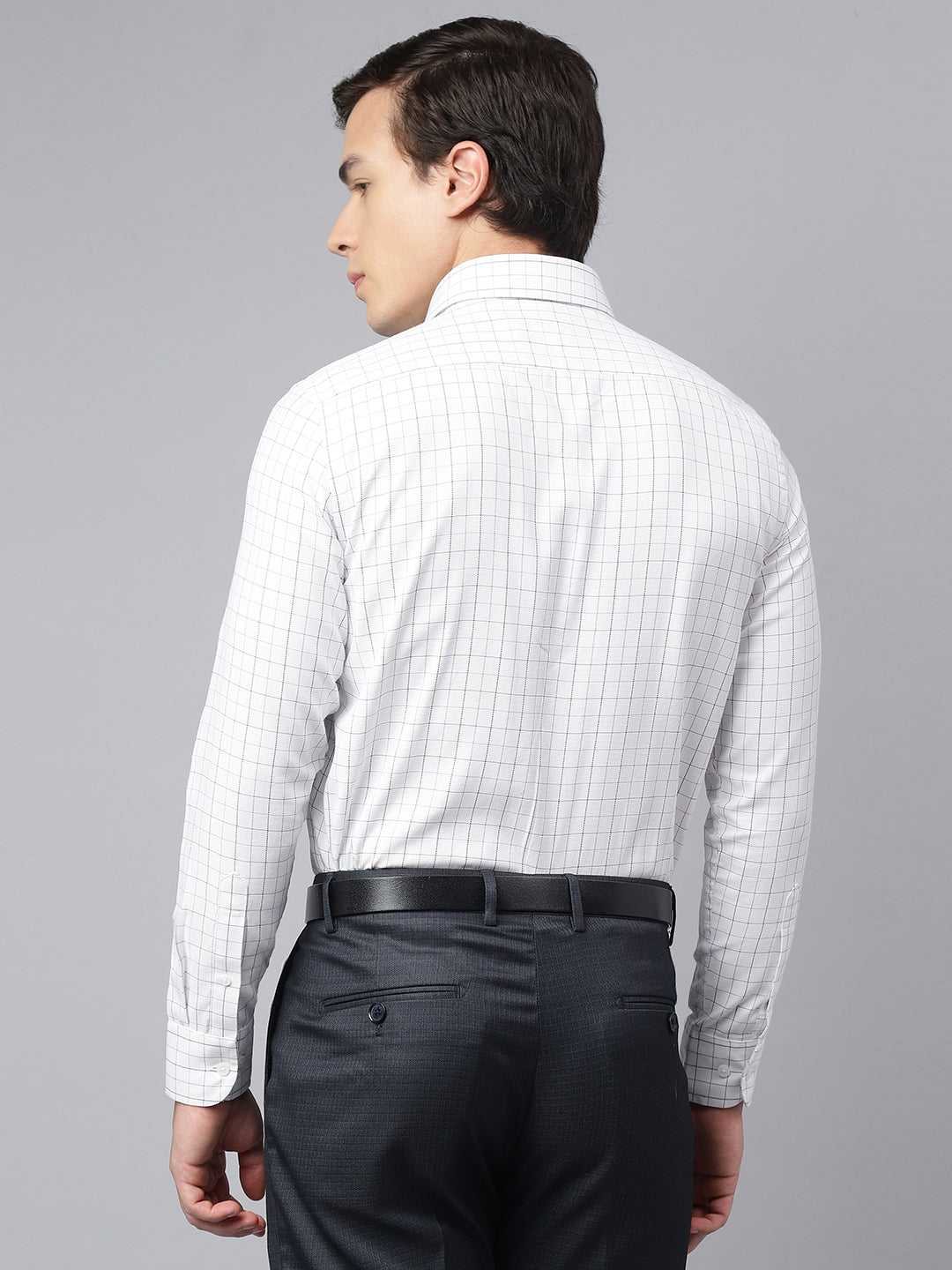 Men White Regular Fit Checkered Formal Shirt