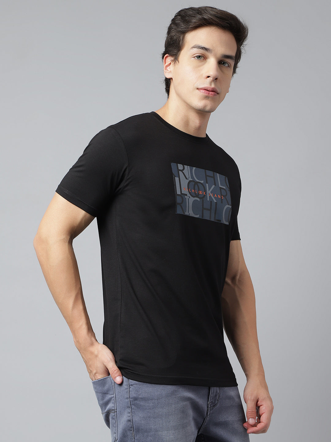 Men Black Regular Fit Printed Crew Neck Casual T-Shirt