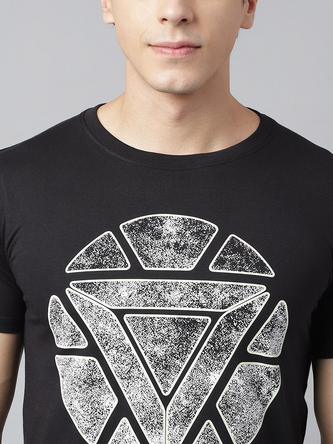 Men Black Regular Fit Printed Crew Neck Casual T-Shirt