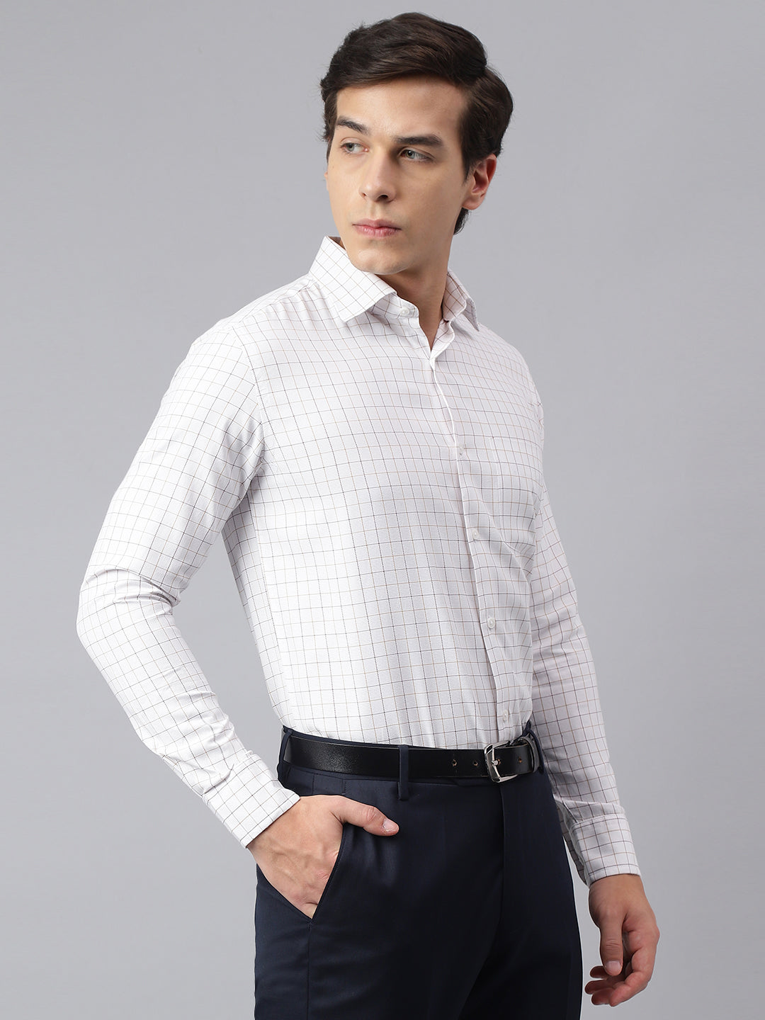 Men White Regular Fit Checkered Formal Shirt