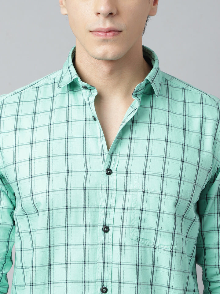 Men Mint Standard Fit Checkered Casual Shirt