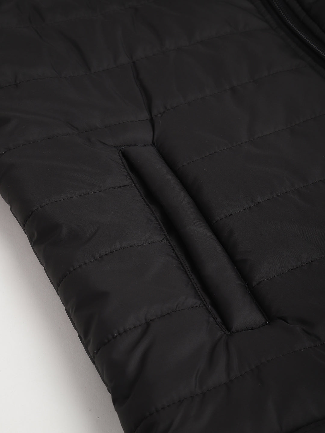 RICHLOOK Sleeveless Winter Jackets , Comfortable and Stylish Winter Outerwear