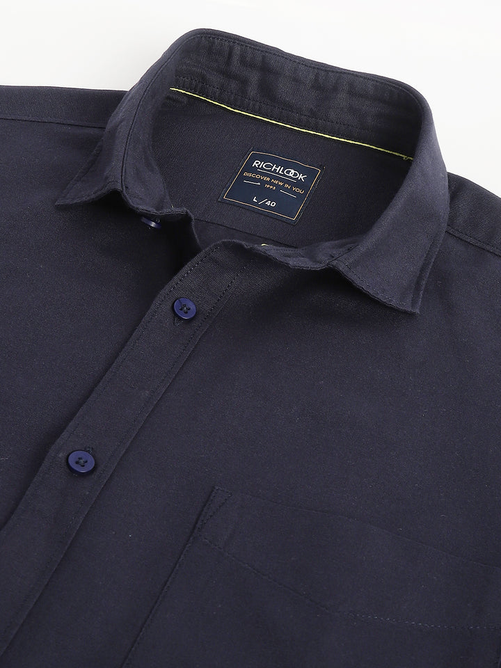 Men Navy Solid Standard Fit Casual Shirt