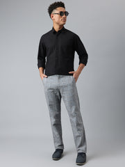 Men Grey Slim Fit Solid Checked Casual Trouser