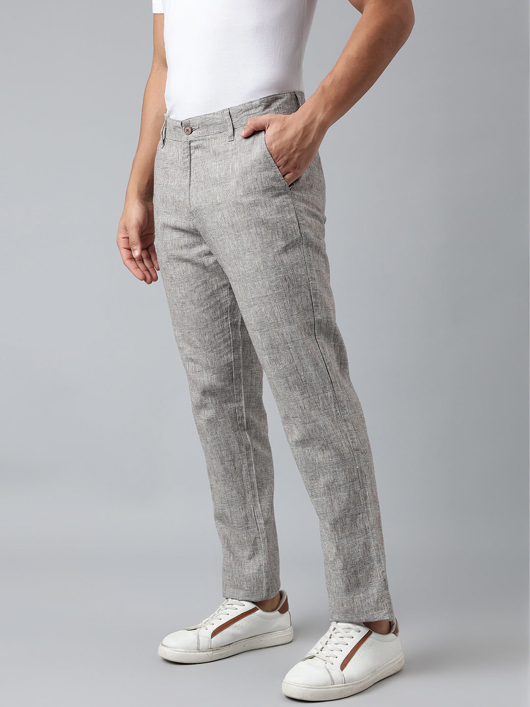 Men Grey Checked Slim Fit Mid Rise Casual Trouser