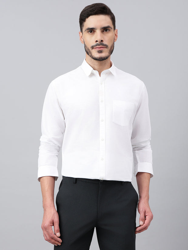 Men White Solid Standard Fit Casual Shirt