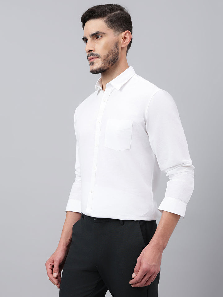 Men White Solid Standard Fit Casual Shirt