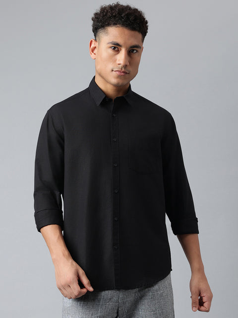 Men Black Solid Standard Fit Casual Shirt