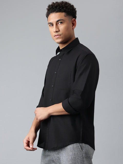 Men Black Solid Standard Fit Casual Shirt