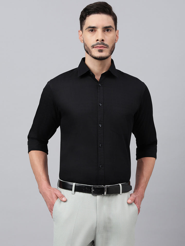 Men Black Standard Fit Solid Formal Shirt