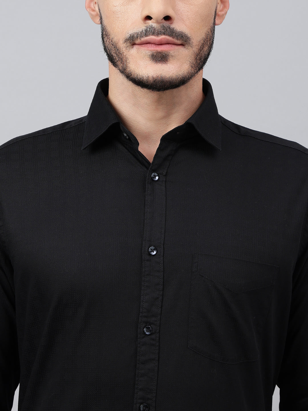 Men Black Standard Fit Solid Formal Shirt