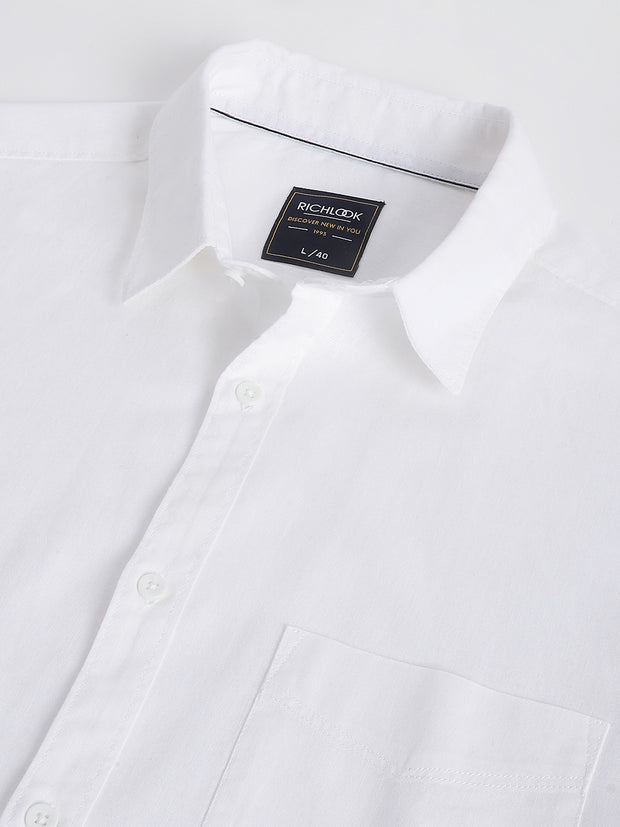 Men White Solid Standard Fit Casual Shirt