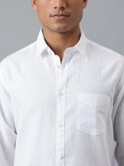 Men White Solid Standard Fit Casual Shirt