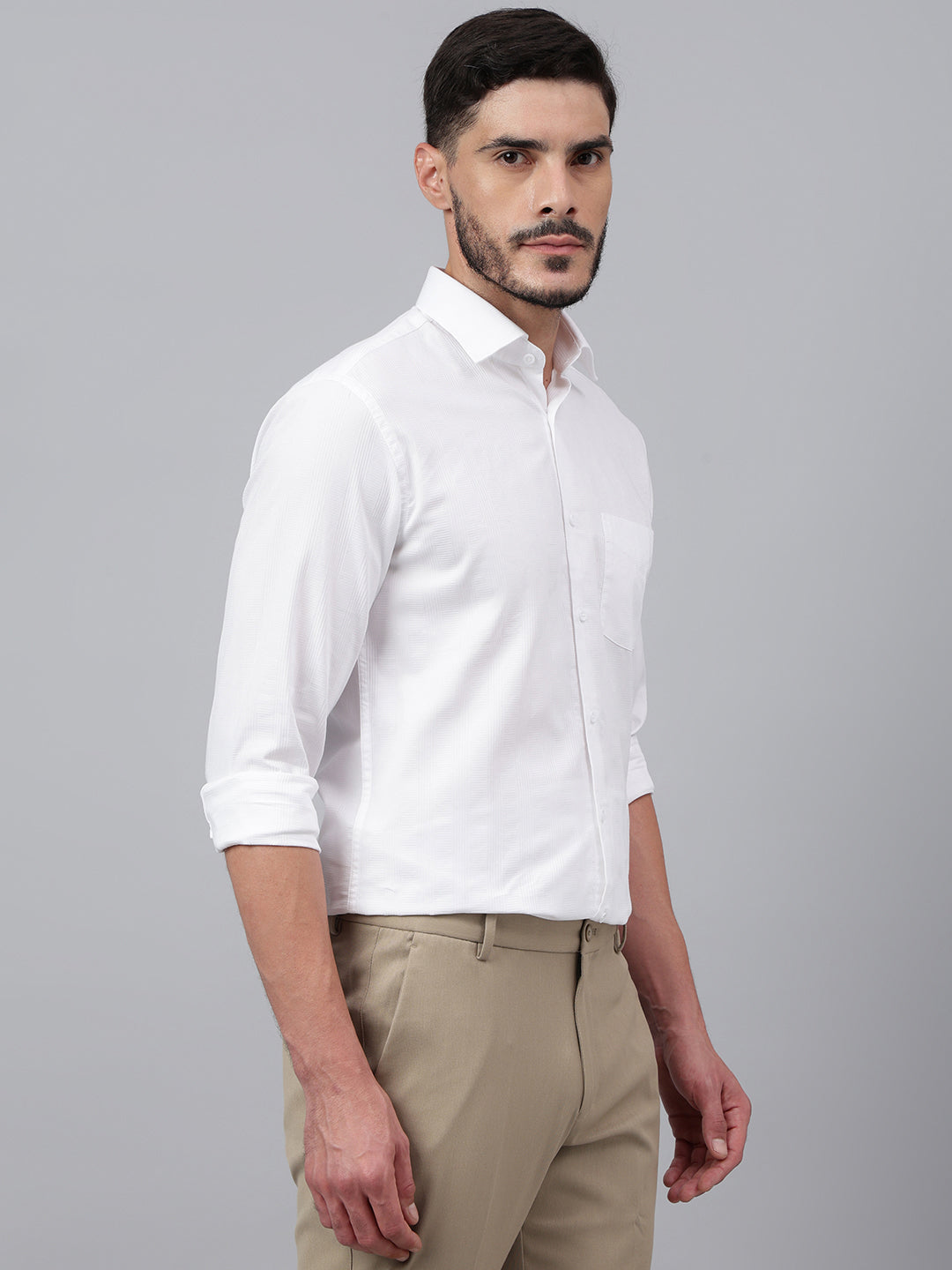 Men White Standard Fit Solid Club Wear Shirt