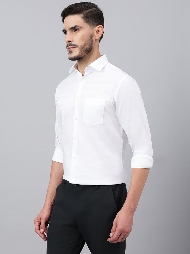 Men White Standard Fit Stripped Club Wear Shirt