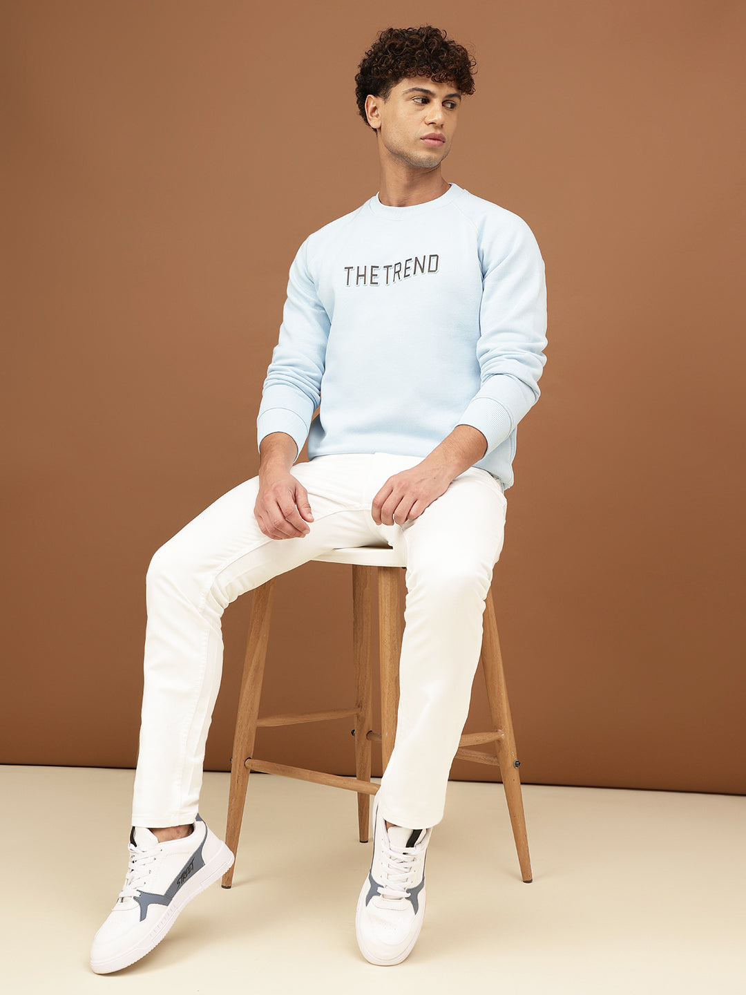 Richlook Men Sky Blue Crew Neck Sweatshirt