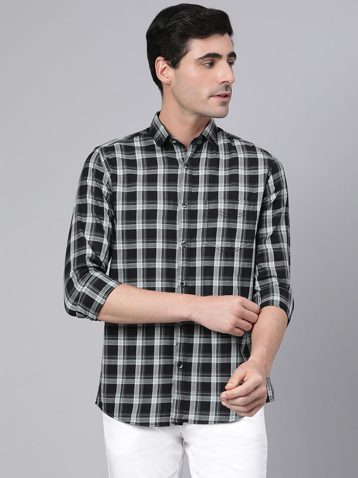 Men Black Slim Fit Checkered Casual Shirt