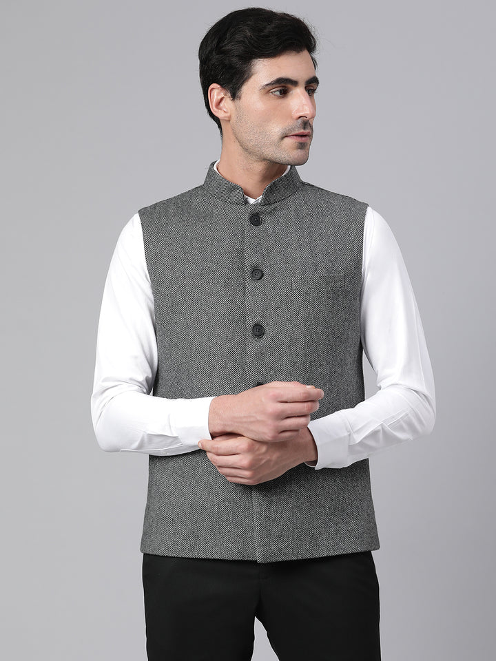 Men Black Regular Fit Solid Casual Waist Coat