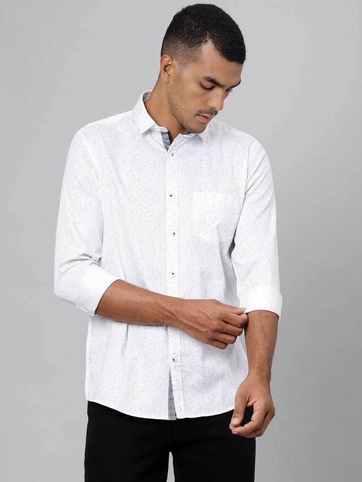 Men White Slim Fit Printed Casual Shirt