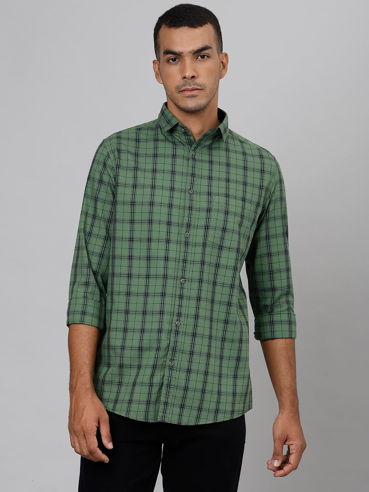 Men Green  Slim Fit Checkered Casual Shirt