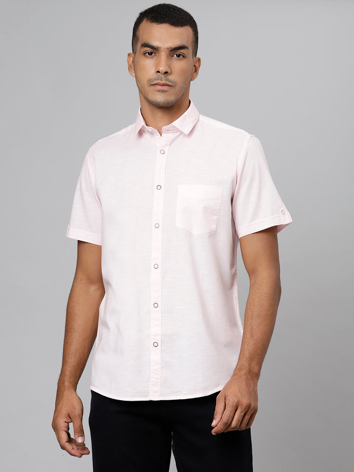 Men Pink Slim Fit Solid Casual Shirt