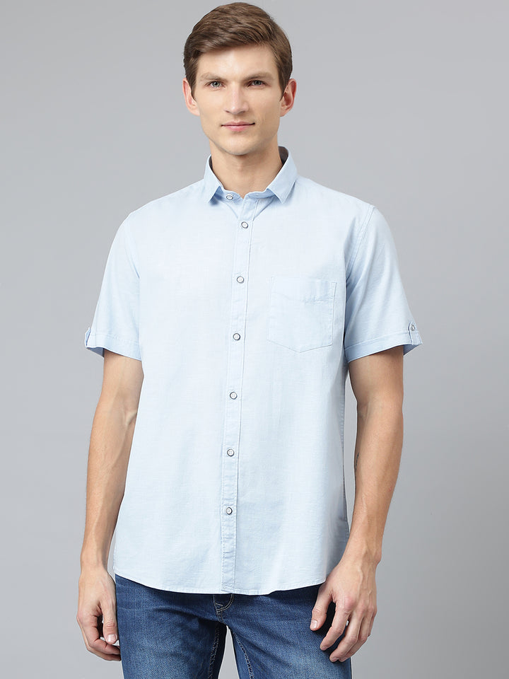 Men Blue Slim Fit Solid Casual Shirt