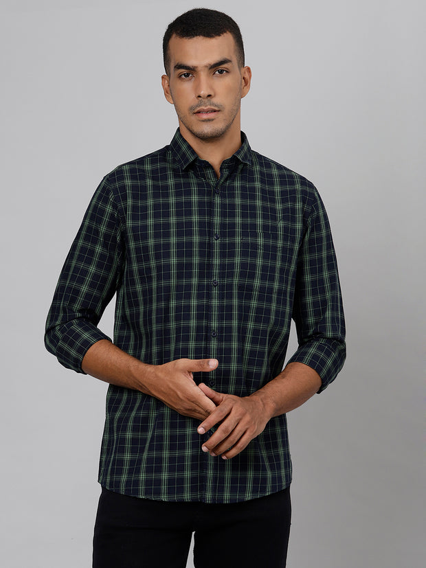 Men Navy Slim Fit Checkered Casual Shirt