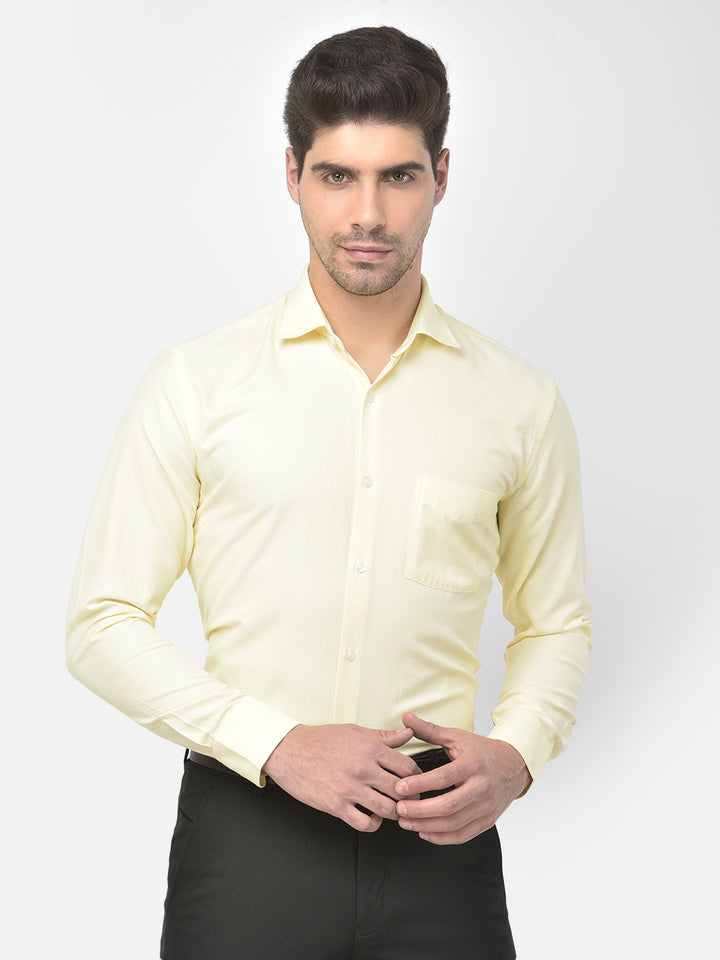 Men Pastel Yellow Regular Fit Solid Formal Shirt