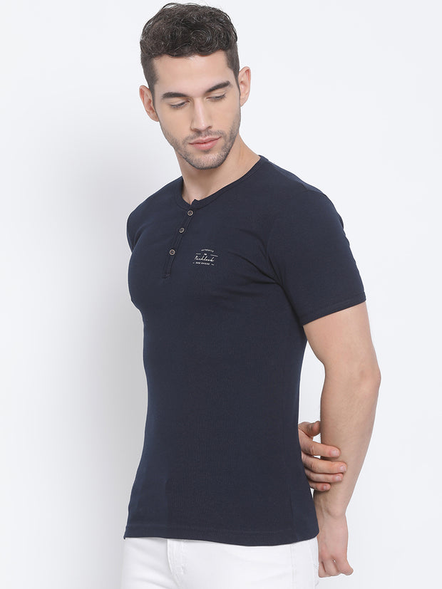 Men Navy Regular Fit Solid Henley Neck T-Shirt