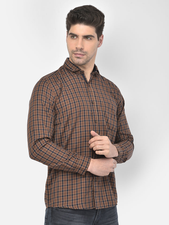 Men Brown Slim Fit Checkered Casual Shirt