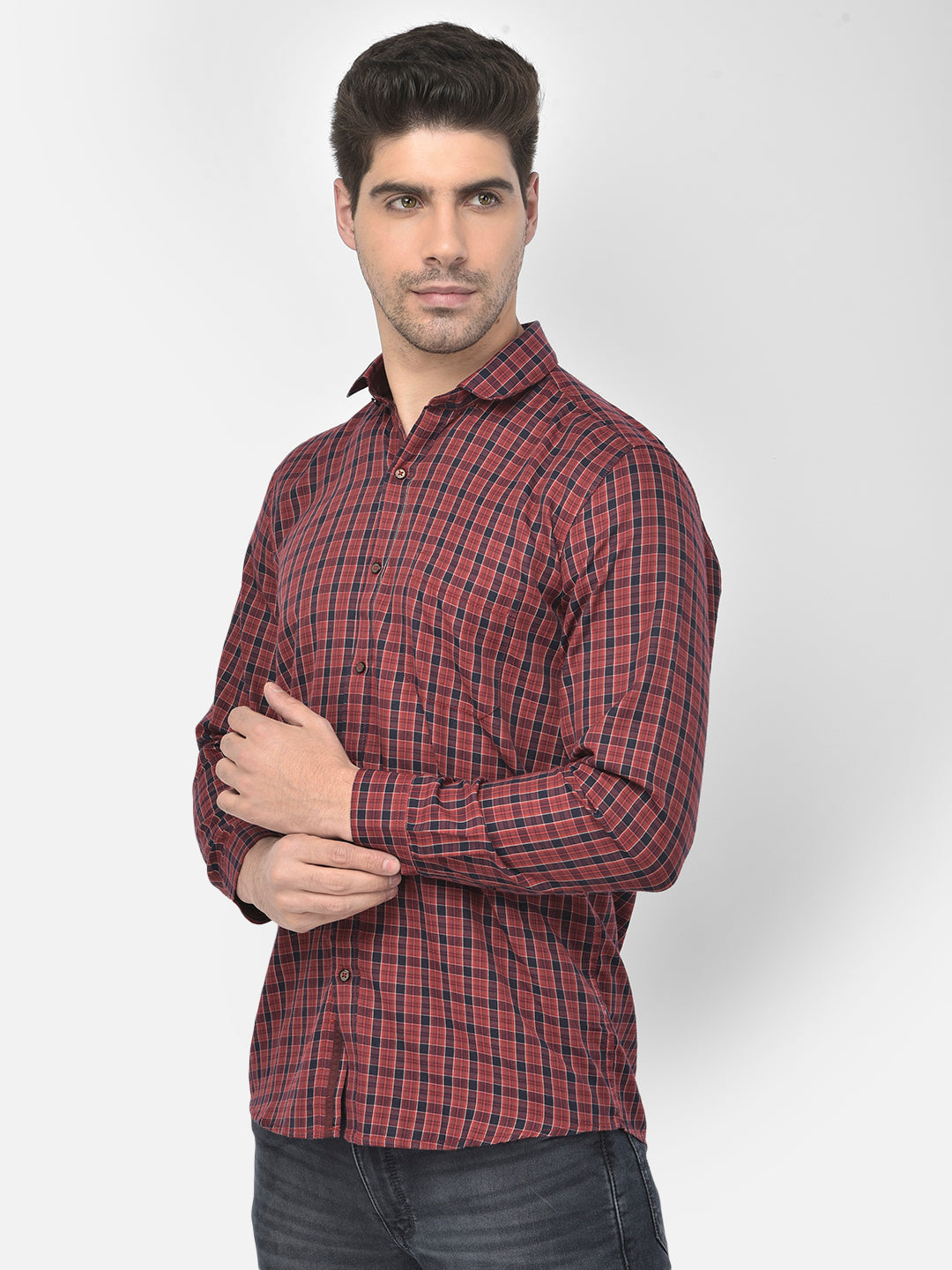 Men Red Slim Fit Checkered Casual Shirt