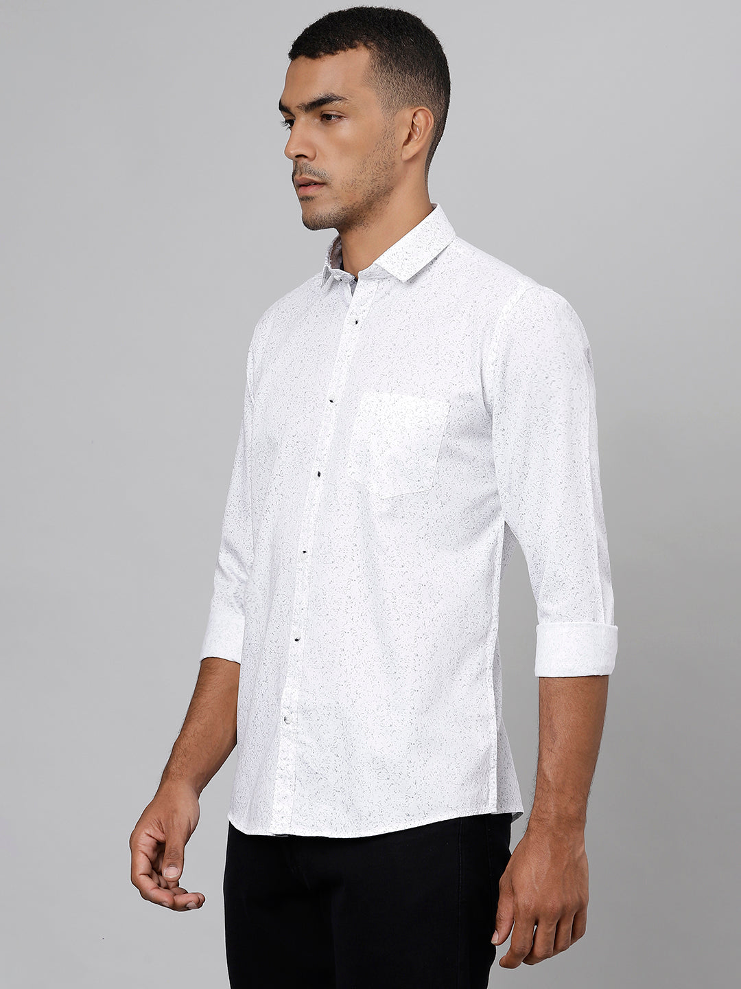 Men White Slim Fit Printed Casual Shirt