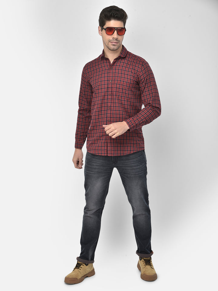 Men Red Slim Fit Checkered Casual Shirt